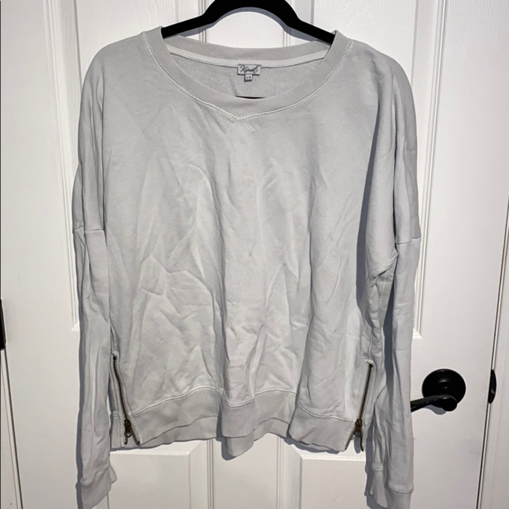 Light turquoise crew neck